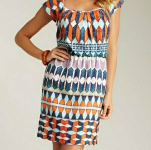 Jessica Simpson Short Sleeve Dress Trapunto Stitch